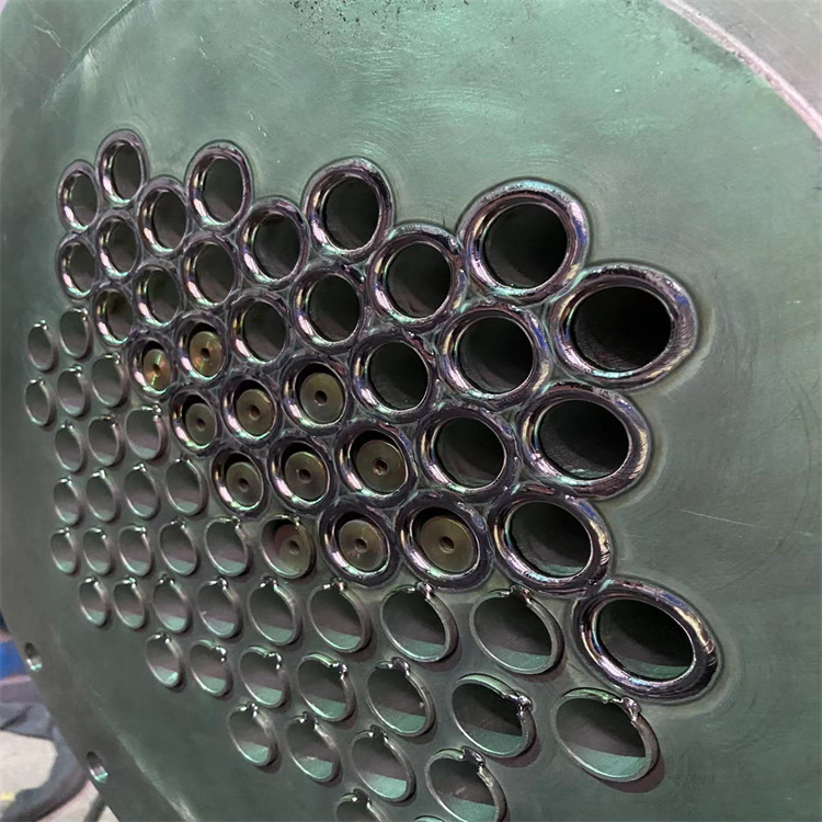 钛复合换热器加工过程